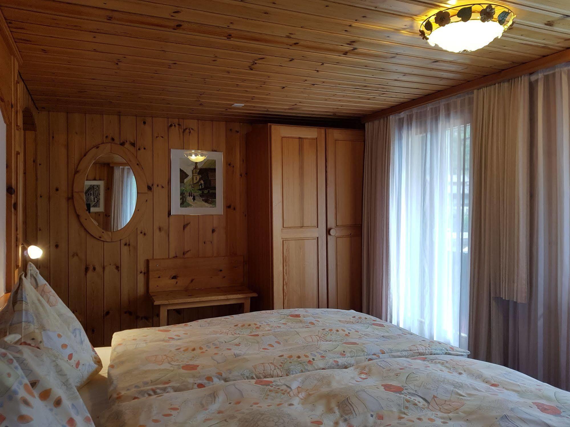 Alpine Budget Rooms By Tascherhof Zermatt Ngoại thất bức ảnh